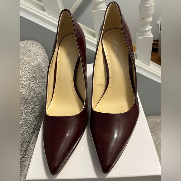 Deep Red Nine West Pumps - Picture 1 of 5